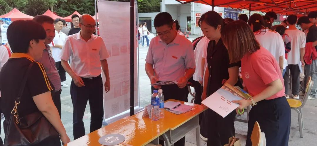 精准对接，“职”等你来——后勤集团参加长汀职校毕业生供需见面会